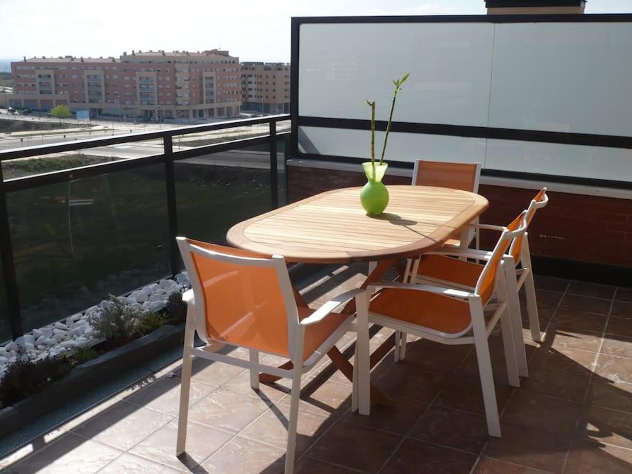 Atico, Piscina, Ac, Wi-Fi Y Parking Gratis, Gran Terraza, Vut 47-79 Apartment อาร์โรโย เด ลา เองกอมเมียนดา ภายนอก รูปภาพ
